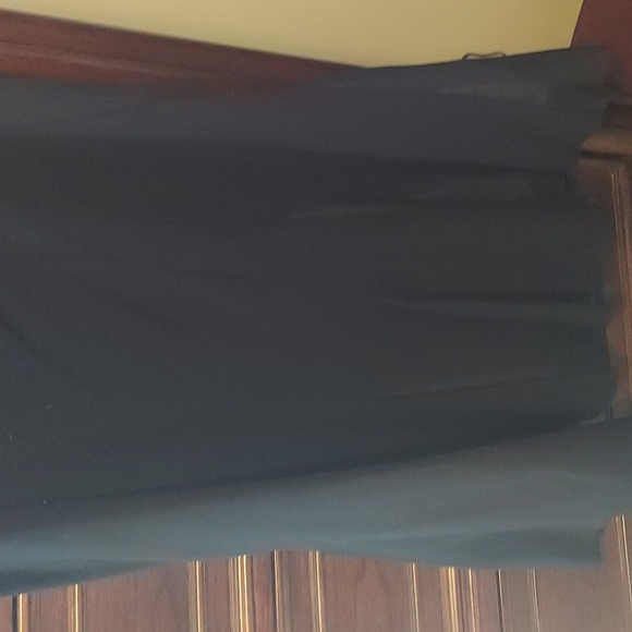 H&M Black A-Line Skirt - Picture 2 of 4